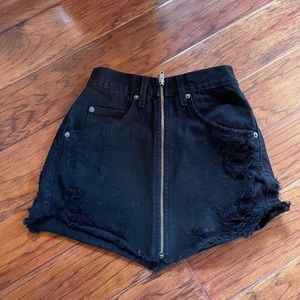 Black carmar skirt